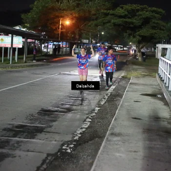 Runner Photo 6044585