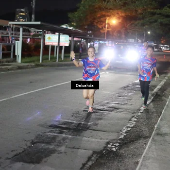 Runner Photo 6044592