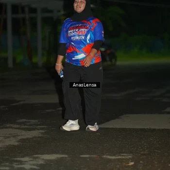 Runner Photo 6044596