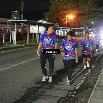 Runner Photo 6044635