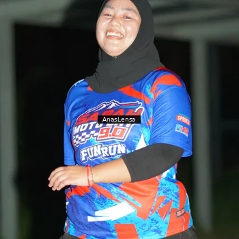 Runner Photo 6044648