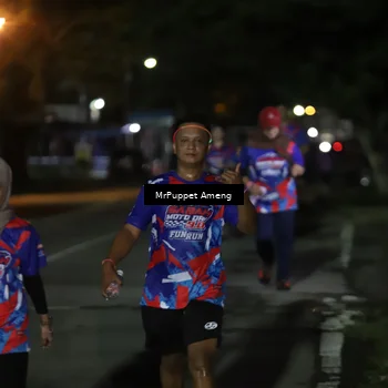 Runner Photo 6044655