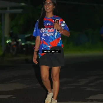 Runner Photo 6044680