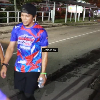 Runner Photo 6044686