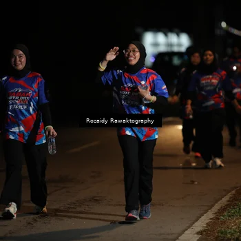Runner Photo 6044695