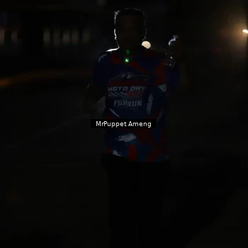 Runner Photo 6044698