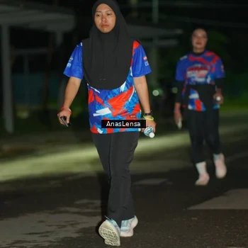 Runner Photo 6044705