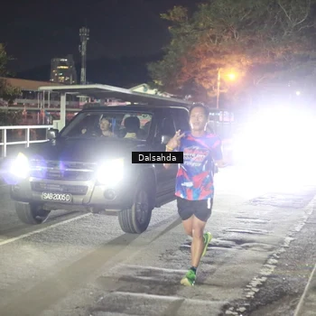Runner Photo 6044709
