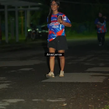 Runner Photo 6044713