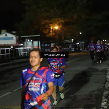 Runner Photo 6044732