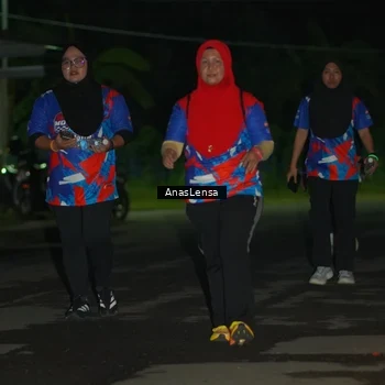 Runner Photo 6044741