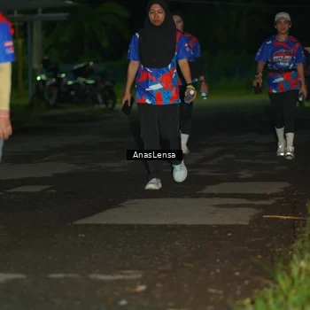 Runner Photo 6044745