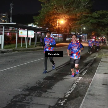 Runner Photo 6044752