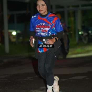 Runner Photo 6044781