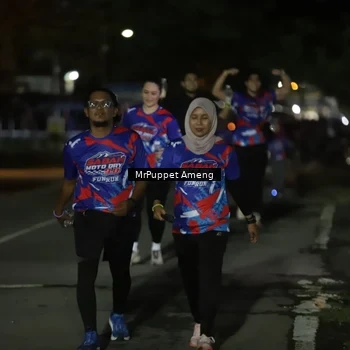 Runner Photo 6044791