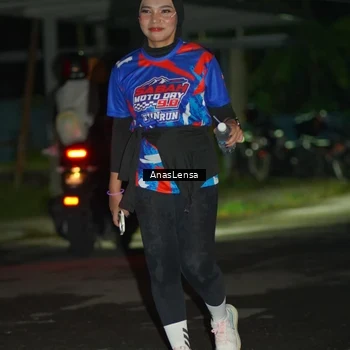 Runner Photo 6044801