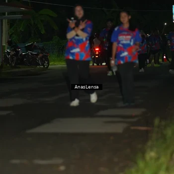 Runner Photo 6044811