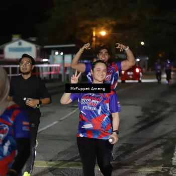 Runner Photo 6044812