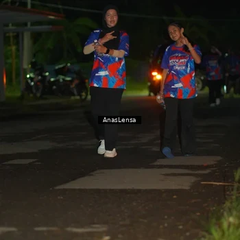 Runner Photo 6044838