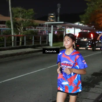Runner Photo 6044867