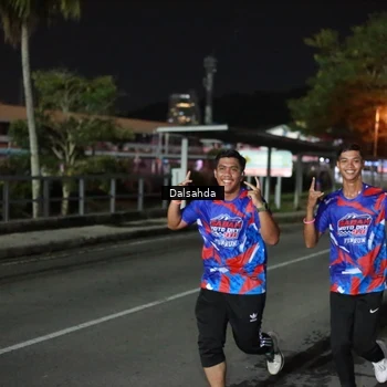 Runner Photo 6044870