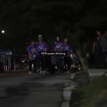 Runner Photo 6044887
