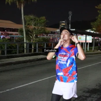 Runner Photo 6044905