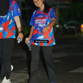 Runner Photo 6044911