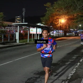 Runner Photo 6044913