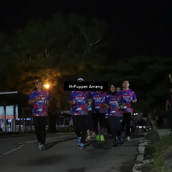 Runner Photo 6044915