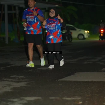 Runner Photo 6044925