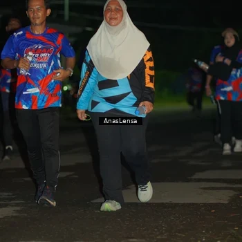 Runner Photo 6044963