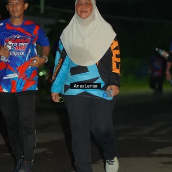 Runner Photo 6044969