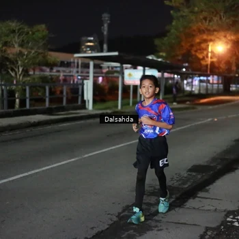 Runner Photo 6044974