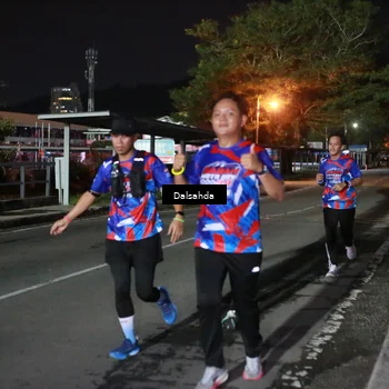 Runner Photo 6044990