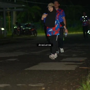 Runner Photo 6045004