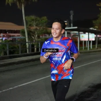 Runner Photo 6045011