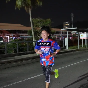 Runner Photo 6045019