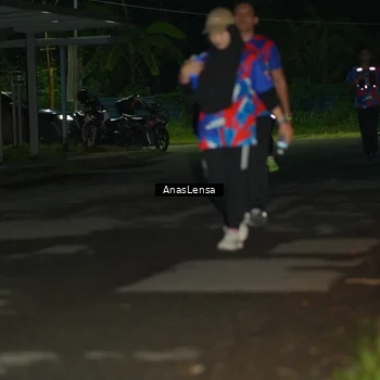 Runner Photo 6045028