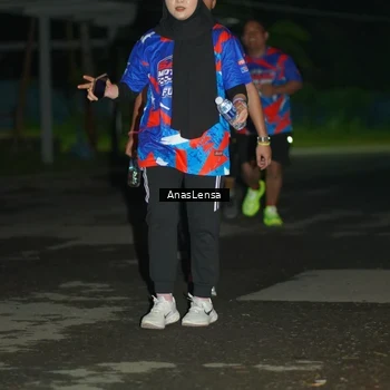 Runner Photo 6045039