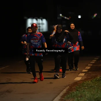 Runner Photo 6045050