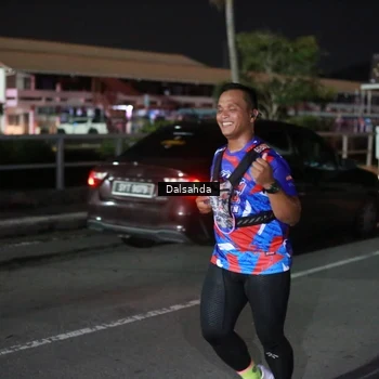 Runner Photo 6045057