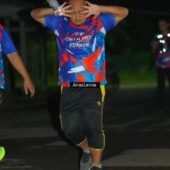 Runner Photo 6045091