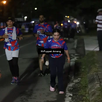 Runner Photo 6045108