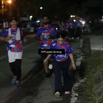 Runner Photo 6045116