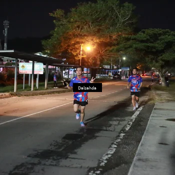 Runner Photo 6045117