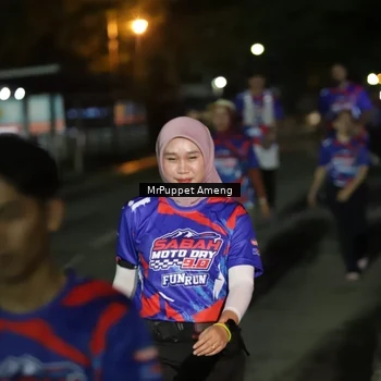 Runner Photo 6045119