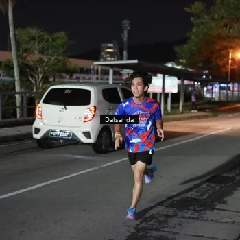 Runner Photo 6045125