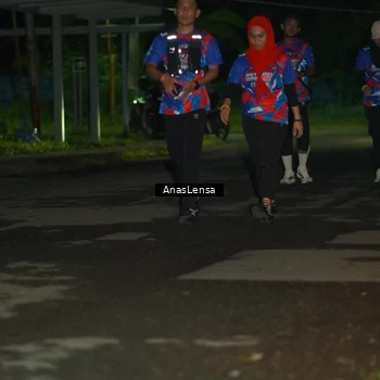 Runner Photo 6045132