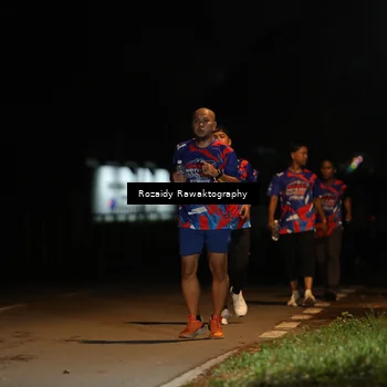 Runner Photo 6045140